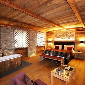 Amber Ski-In/Out Hotel & Spa